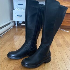 Sleek Black Over the Knee Women's Boots